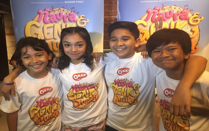 Pemain Naura & Genk Juara di Grand Indonesia, Jakarta, Rabu (8/11) - Image