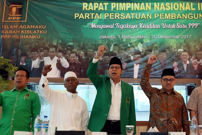 Ketua Umum PPP Djan Faridz (tengah) saat Rapat Pimpinan Nasional (Rapimnas) Partai Persatuan Pembangunan (PPP) di Gedung Priamanaya, Jakarta, (20/12/2017). - Image