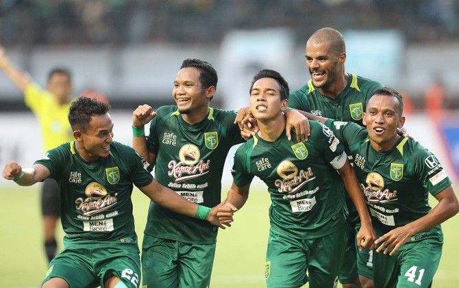 Persebaya Surabaya sukses melewati Arema FC dan Mitra Kukar - Image