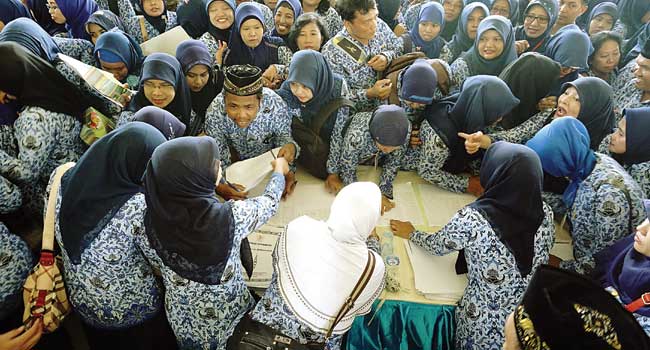 DIBUTUHKAN: Pemkab Ponorogo kekuarangan 2.000 pegawai negeri sipil. - Image