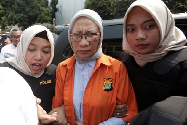 Ratna Sarumpaet terjerat kasus berita bohong, saat ini masih ditahan di Mapolda Metro Jaya - Image