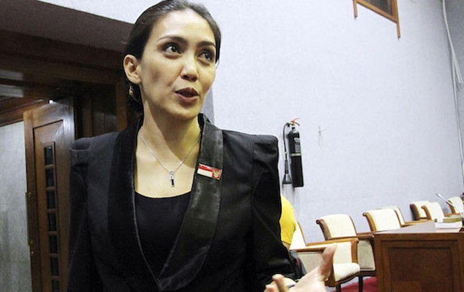Anggota DPR Rieke Diah Pitaloka - Image