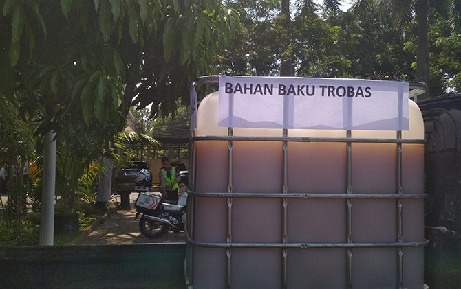 1.000 Liter Bahan Miras Gagal Dikirim ke Blitar