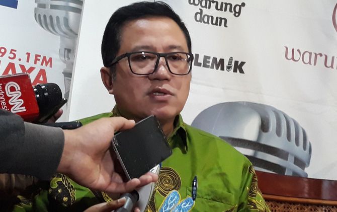 Wakil Sekretaris Jenderal (Wasekjen) partai Demokrat Didi Irawadi , saat diwawancarai awak media, Sabtu (28/7) - Image