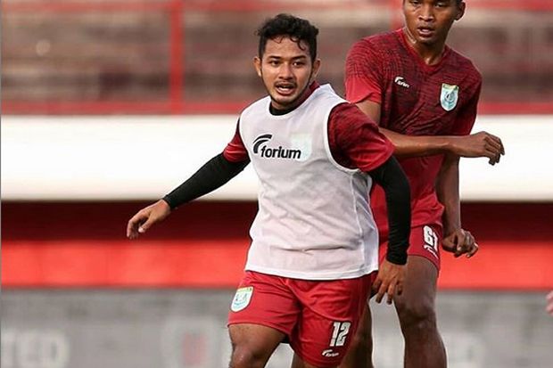 Gelandang Persela Lamongan, Gian Zola - Image