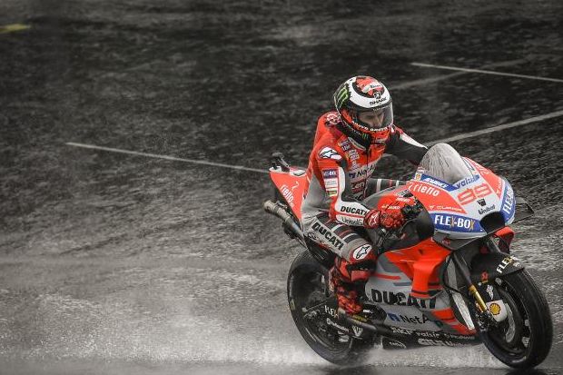 Pembalap Ducati, Jorge Lorenzo. - Image