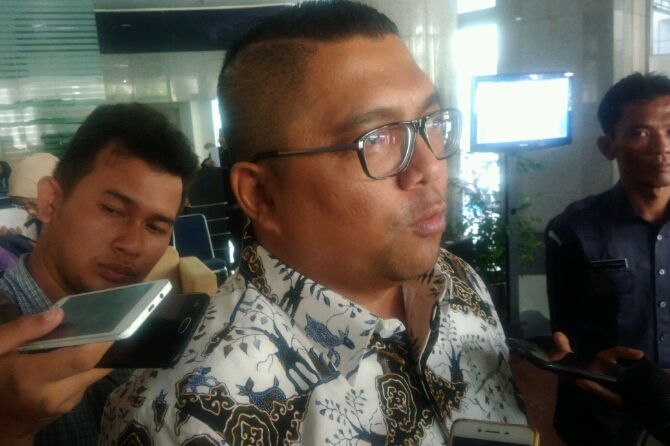 Anggota Bawaslu Fritz Edward Siregar di Kantor PPATK, Jalan IR H. Juanda, Jakarta Pusat, Selasa (18/12). - Image