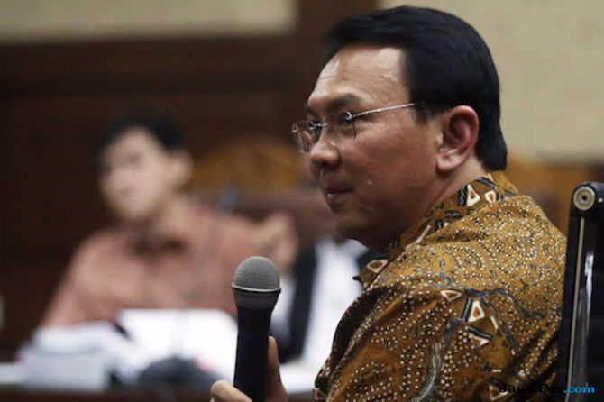 Mantan Gubernur DKI Jakarta, Basuki Tjahaja Purnama (Ahok) dikabarkan akan bergabung kubu Jokowi-Ma - Image