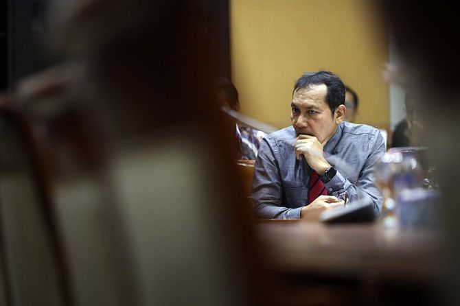 Wakil Ketua KPK Saut Situmorang - Image