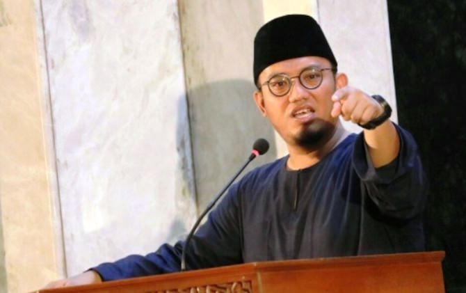 koordinator Juru Bicara Koalisi Indonesia Adil Makmur Dahnil Anzar Simanjutak membocorkan rahasia dari kekurangan dari Prabowo Subianto. - Image