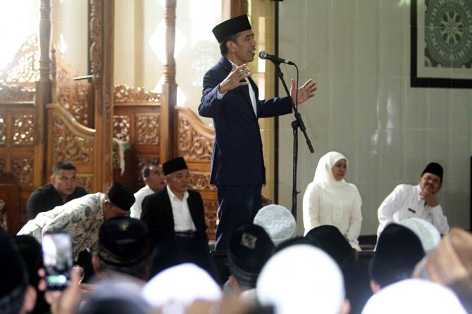 Jokowi ketika di Jawa Timur. - Image