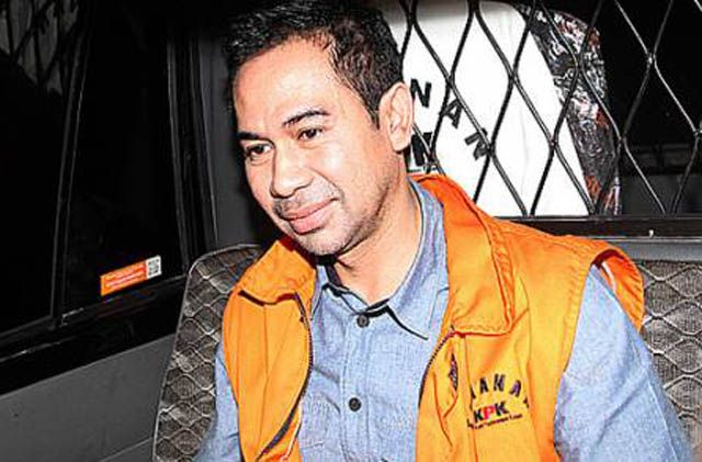 Sosok Faye Nicole yang belakangan diduga menjadi teman menginap Tubagus Chaeri Wardhana alias Wawan di hotel. - Image