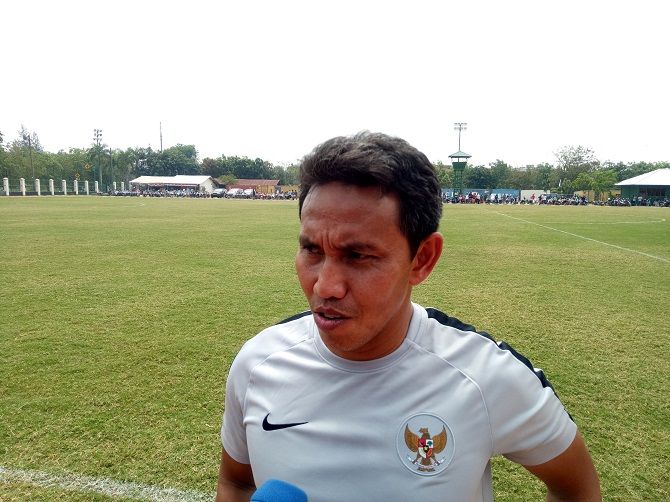 Bima Sakti tak menyangka bakal secepat ini bisa melatih Timnas Indonesia. - Image