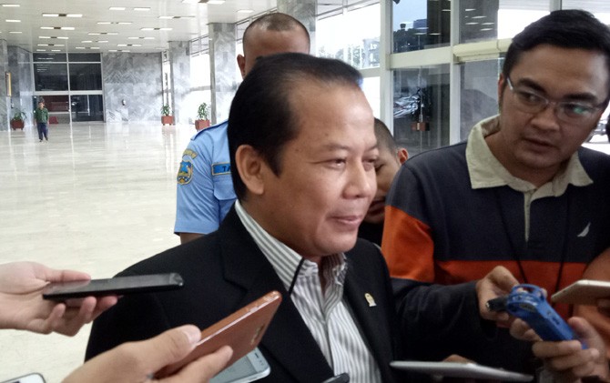 Wakil Ketua DPR Taufik Kurniawan - Image