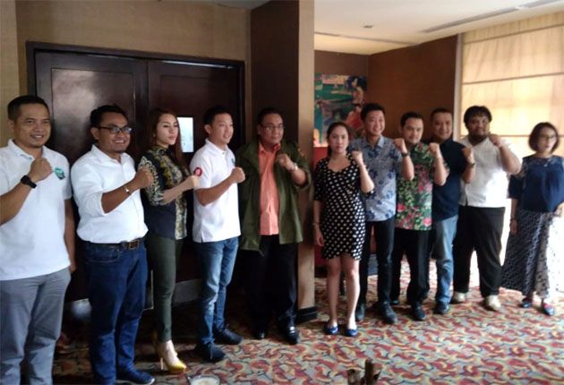 DUKUNG JOKOWI: Jajaran Repnas Jateng bersama Ketua (TKD) Jokowi- Ma - Image
