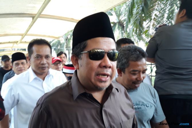 Wakil Ketua DPR RI Fahri Hamzah tidak percaya Kapitra Ampera mampu menghadirkan massa hingga empat juta orang, untuk menandingi Reuni 212. - Image