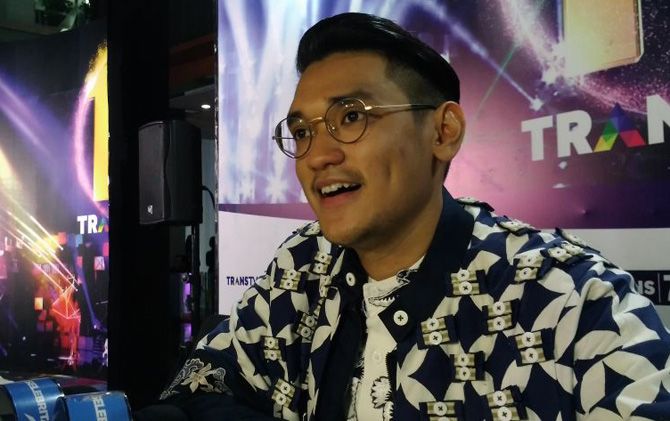 Afgan menjadi salah satu musisi yang terlibat dalam program 100 Hati Untuk Lombok. Program penggalangan dana yang diusung MRA Broadcast Media. - Image