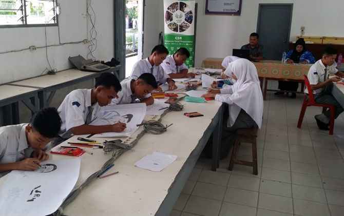 Lomba karikatur dalam rangka peringatan Hari Sumpah Pemuda. - Image