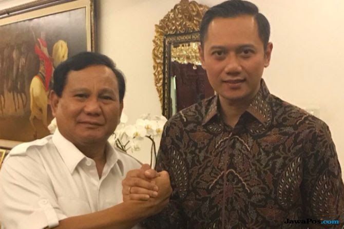 Ferry mengklaim bahwa rasa cinta Prabowo ke Palestina sudah ditunjukan sejak masih muda, yakni ingin menjadi relawan ke Palestina. - Image