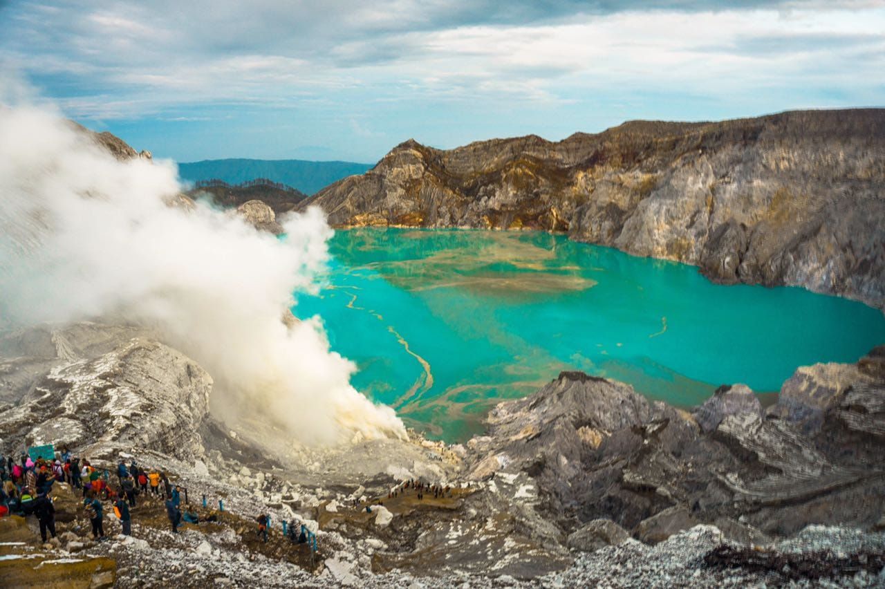 Banyuwangi menyiapkan program hot deals bagi wisatawan yang ingin berkunjung saat low season awal 2019 - Image