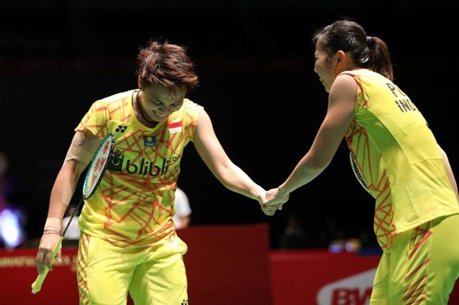 Greysia Polii/Apriyani Rahayu lolos ke babak perempat final Tiongkok Terbuka 2018 usai menundukkan pasangan Korea Selatan Chang Ye Na/Jung Kyun Eun - Image