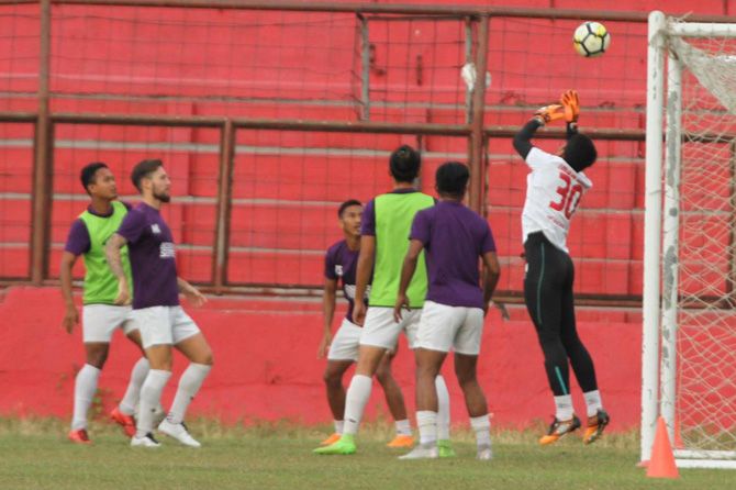 PSM mengasah semua lini jelang hadapi Sriwijaya FC - Image
