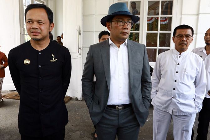 Gubernur Jawa Barat Ridwan Kamil minta pembinaan Bobotoh ditingkatkan lagi. - Image