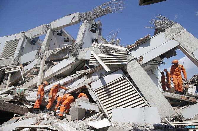 Kepala Pusat Data, Informasi dan Hubungan Masyarakat BNPB Sutopo Purwo Nugroho menyebutkan, gelombang tsunami tertinggi mencapai 11,3 meter di Desa Tondo, Palu Timur. - Image