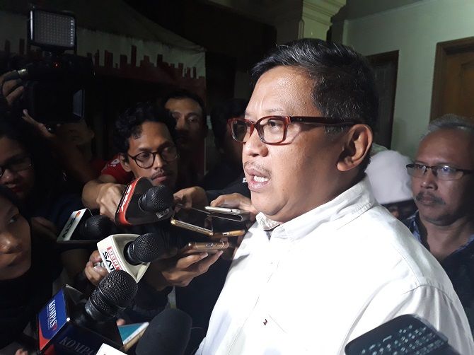 Sekjen PDIP Hasto Kristiyanto meminta Hanum Rais untuk tidak menyamakan Ratna Sarumpaet dengan Cut Nyak Dien. - Image