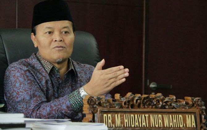 Wakil Ketua Majelis Syuro Partai Keadilan Sejahtera (PKS) Hidayat Nur Wahid (HNW) memang mengaku tak masalah dengan dibentuknya tim untuk mengungkap dalang di balik penyiraman Novel. - Image