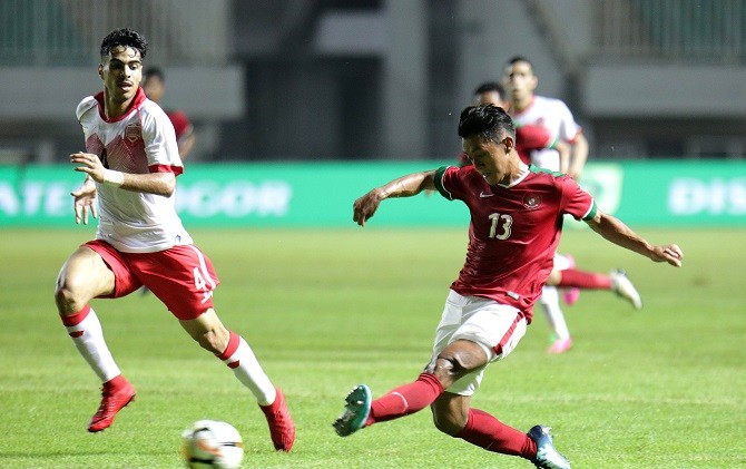 Timnas U-23 gagal mempersembahkan kemenangan dalam laga perdana PSSI Anniversary Cup. - Image