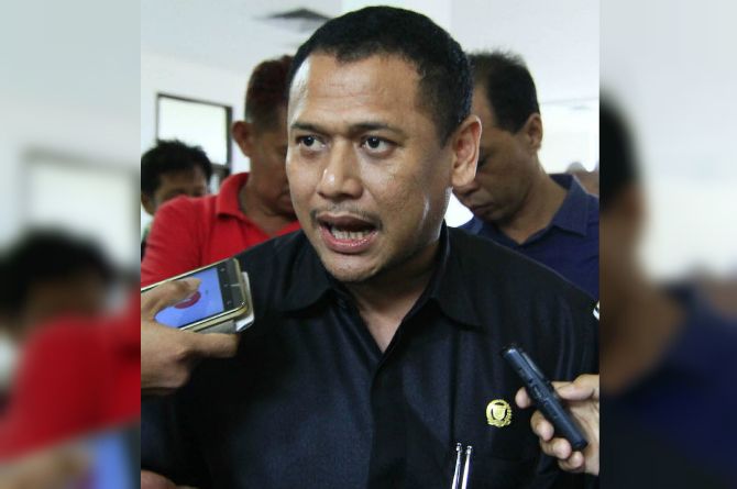 Ketua DPRD Samarinda Alphad Syarif akhirnya ditangkap atas kasus penggelapan. - Image