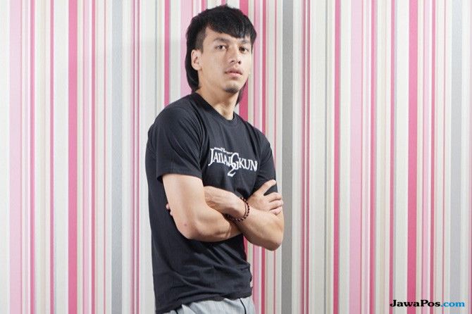 Jefri Nichol saat berkunjung ke Graha Pena, Jakarta, Senin (14/5). - Image