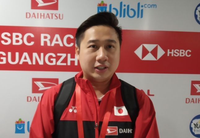 Pelatih ganda campuran Jepang Jeremy Gan - Image