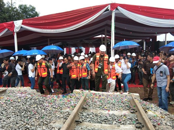 Servo Railway, akan membangun jalur kereta api khusus sepanjang 150 kilometer (km) yang beroperasi dari Muara Enim, Lahat, hingga Ogan Ilir. - Image