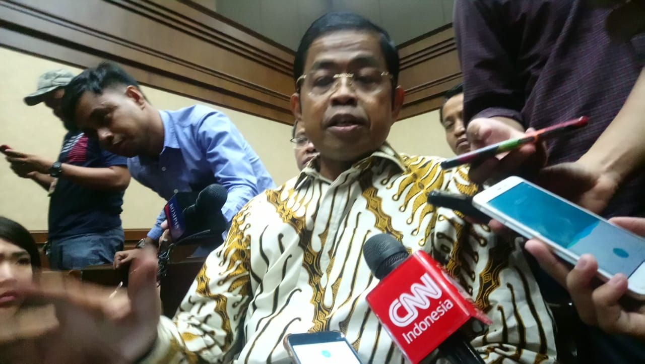Mantan Menteri Sosial, Idrus Marham saat menjalani persidangan di Pengadilan Tipikor, Jakarta Pusat, Selasa (15/1). - Image