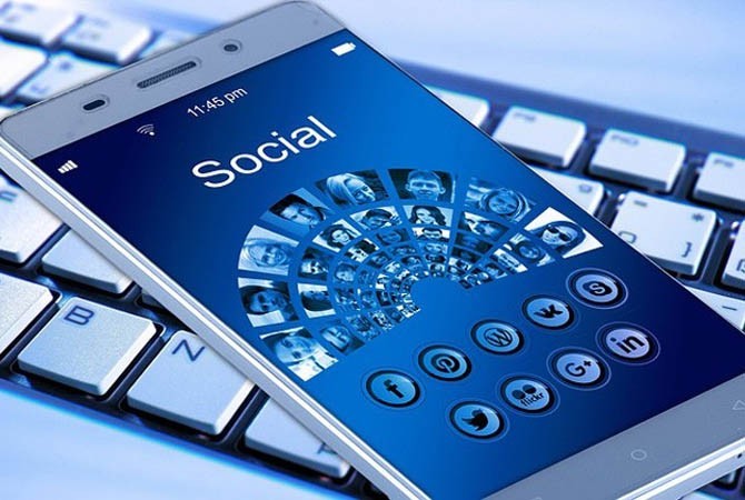 Ilustrasi hate speech di media sosial. - Image