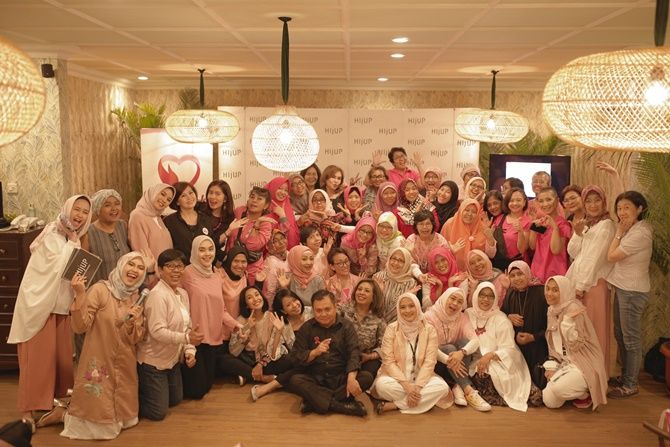 HIJUP peduli kanker payudara melalui campaign SADARI (Periksa Payudara Sendiri). - Image