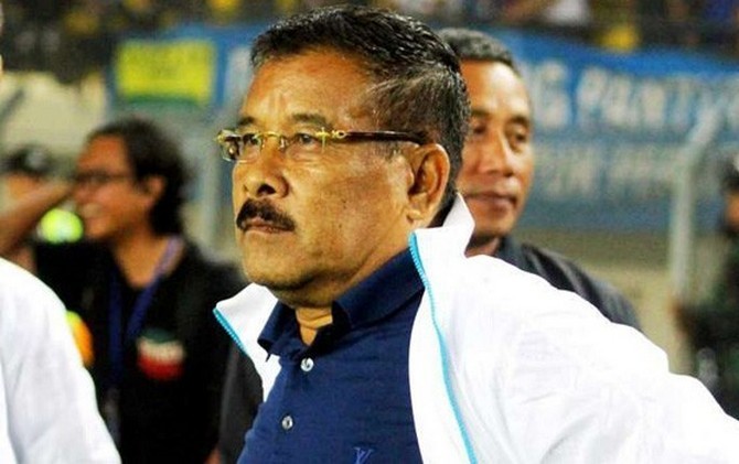 Umuh Muchtar pertanyaan perubahan jadwal pertandingan melawan Persija yang dinilainya mendadak. - Image