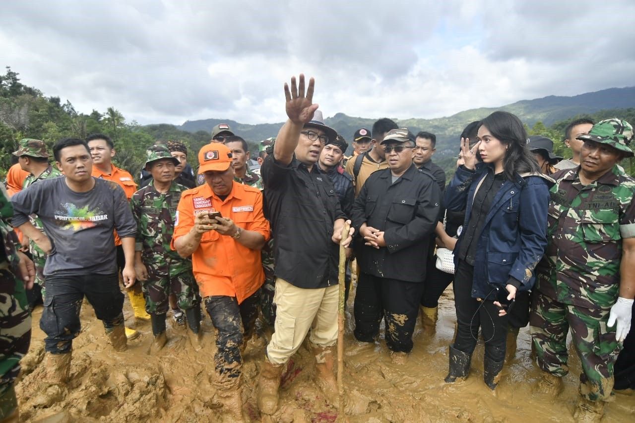 Tanah longsor menjadi bencana yang paling sering terjadi di wilayah Jawa Barat - Image