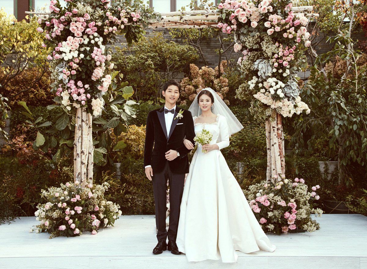 Pernikahan Song Joong Ki dan Song Hye Kyo pada 31 Oktober 2017 - Image