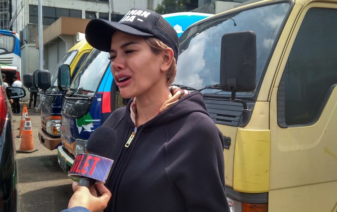 Nikita Mirzani saat ditemui di daerah Tendean, Jakarta Selatan, Selasa (27/3). - Image