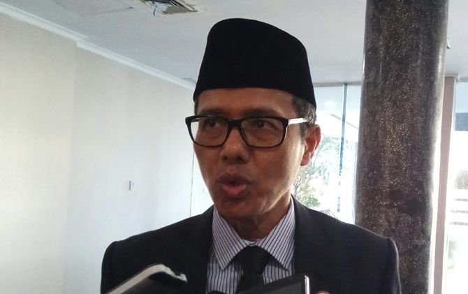 Gubernur Sumbar Irwan Prayitno. - Image