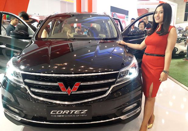 Penampakan Wuling Cortez pada GIIAS Surabaya di Grand City Convex, Sabtu (15/9). - Image
