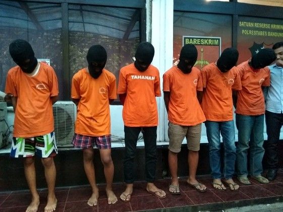 Enam pelaku tambahan yang mengeroyok Haringga Sirla - Image