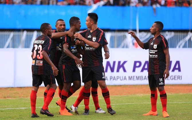 Persipura masih belum terkalahkan hingga pekan ketiga Liga 1 2018. - Image
