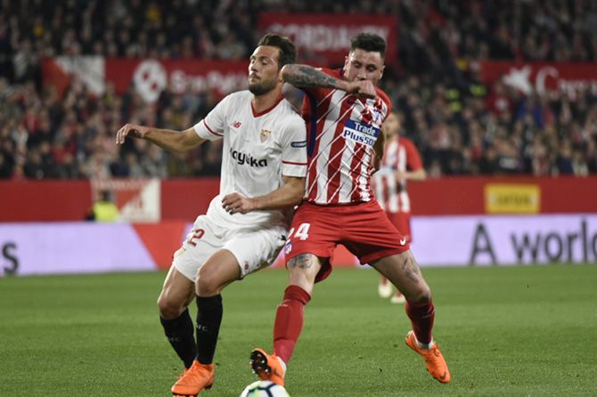 Sevilla berpotensi menyulitkan Atletico Madrid di Ramon Sanchez Pizjuan. - Image