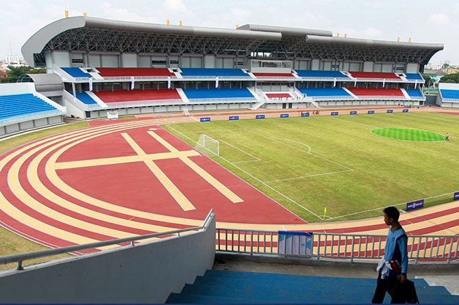 Pemandangan terkini Stadion Mandala Krida yang sudah sepenuhnya selesai direnovasi. - Image