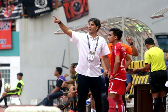 Stefano Cugurra Teco menegaskan kini Persija bisa tidur nyenyak - Image