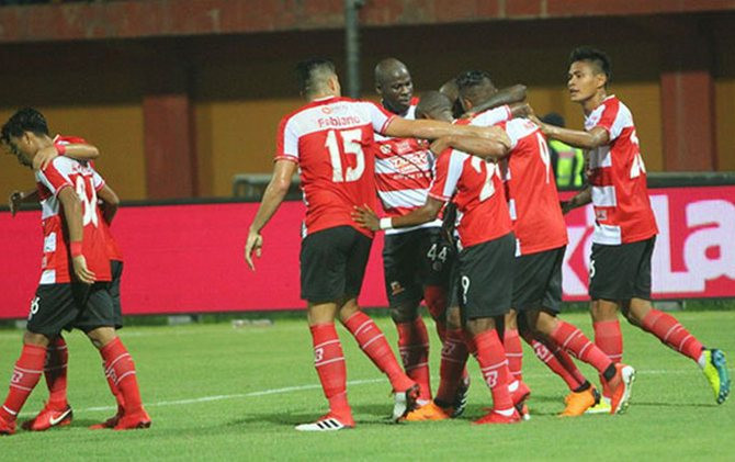 Madura United kurang beruntung saat melawan Bali United - Image